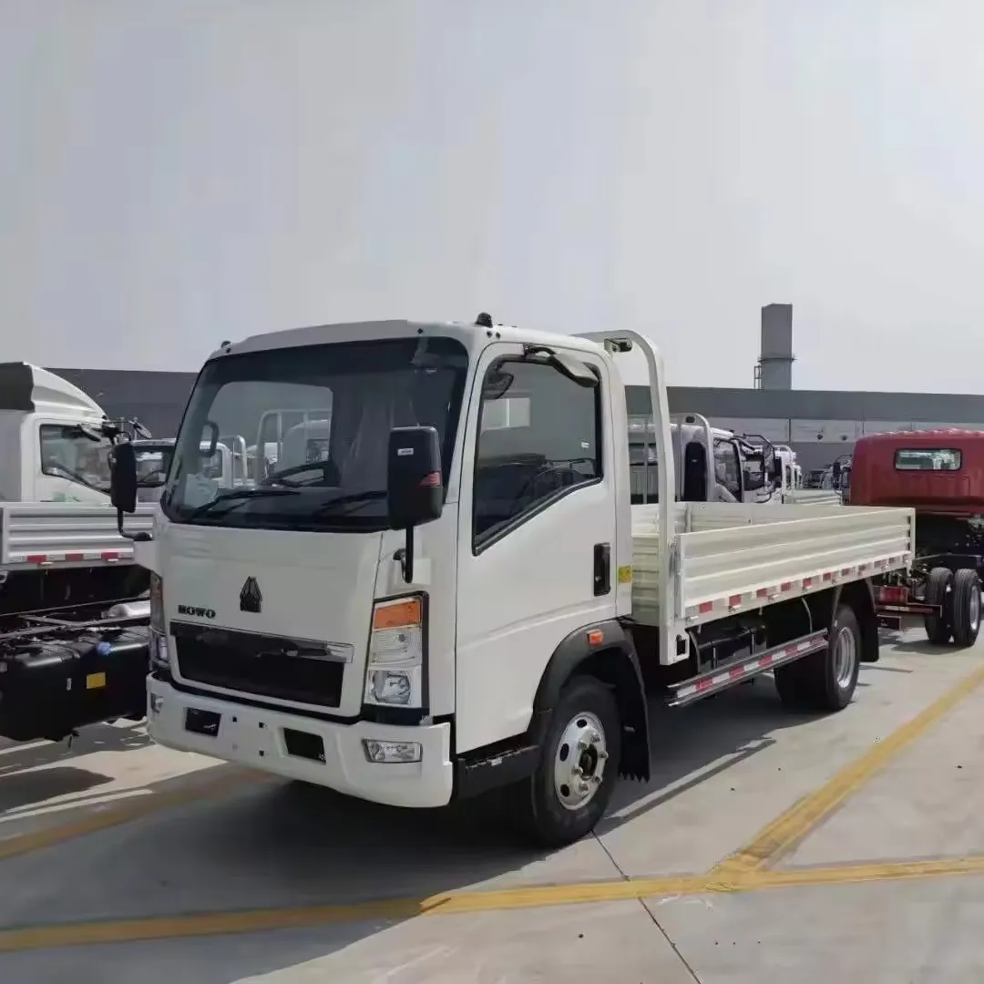 HOWO 5 Tonnen Mini-Leichtfrachtwagen 4 × 2 Pickup-Ladung 2 Tonnen Linkshänder und Rechtshänder fahren