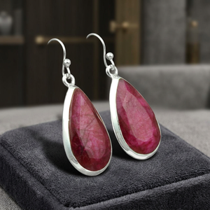 Boucles d'oreilles pendantes en argent sterling 925 massif faites à la main avec rubis, style classique adorable, design unique personnalisable pour mariage, fête, cadeau - Product Image 3