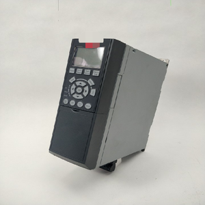 สินค้าใหม่แกะกล่อง ของแท้ 134F7590 ชุดขับเคลื่อนทำความเย็น 4.0 กิโลวัตต์ - Product Image 1