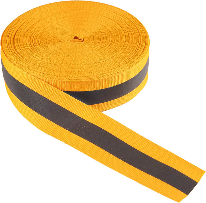 สีเหลือง