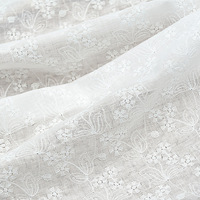 Tissu suisse blanc de dentelle de broderie nuptiale de dentelle de coton pour le décor à la maison de vêtement