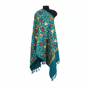 Mantón de Cachemira de moda de invierno tradicional vibrante Patrón sólido con bordado de Cachemira y borlas de poliéster fino - Product Image 1