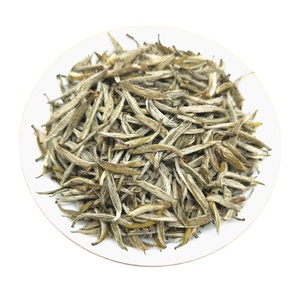Té Jin Zhen Wang con Sabor a Jazmín, Té de Aguja de Oro con Nueve Aromas de Jazmín, Té de Aguja Plateada con Pelo Blanco de Fujian, Embrión de Té Aromatizado - Product Image 1