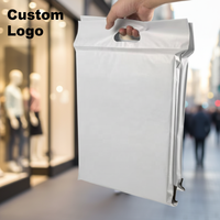 Sac d'expédition en gros, nouveau design, impression de logo, emballage de colis pour coursier, sac d'expédition en polyéthylène auto-adhésif avec poignée