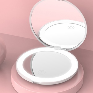 Miroir de poche cosmétique LED rechargeable et dimmable avec lumière intégrée pour le maquillage - Product Image 3