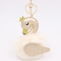 Porte-clés ouvre-bouteille en peluche flamant rose mignon avec pompon, doux, pour femme, porte-clés de voiture, breloque de sac, cadeau pour meilleure amie