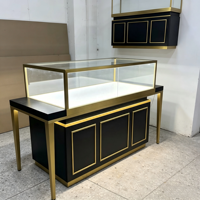 Vitrine Kaca Buatan Khusus dengan Kaki Logam Hitam untuk Pajangan Perhiasan
