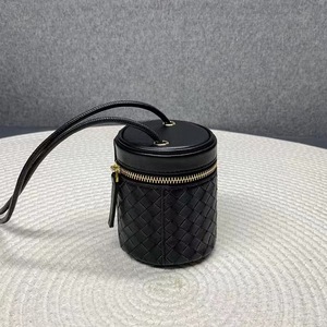 Durable Genuine Leather Women Crossbody <b>Tote</b> <b>Bag</b> Daily Casual Use Stylish Handled Woven Small Bucket Factory Direct Price - Product Image 3