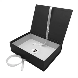 Luxe Roze Lint Sluiting Magnetische Kartonnen Dozen Met Gerecyclede Materialen En Embossing Op Maat Gemaakte Logo Opvouwbare Geschenkverpakking - Product Image 4