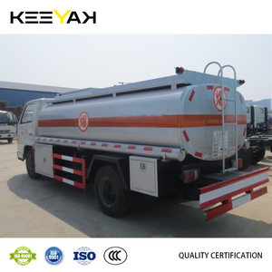 Precio de fábrica JMC 5000 litros camión cisterna de combustible <span class=keywords><strong>pequeño</strong></span> <span class=keywords><strong>Bowser</strong></span> para repostaje y transporte de aceite - Product Image 4