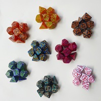 Dés de Dés Polyédriques en Acrylique Sculptés Écologiques Personnalisés D20 Dés Donjons Dragons 1 Pièce