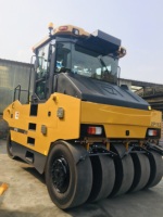 Chine Top marque avec le meilleur prix XP163 compacteur à rouleaux pneumatiques de 16 tonnes en stock pour Offre Spéciale