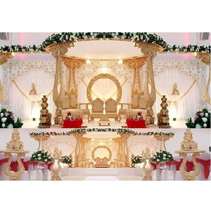 Mandap de mariage en bois sculpté élégant, mandap traditionnel londonien en bois doré, mandap en bois pour cérémonie de mariage hindoue, mandap en bois aux États-Unis - Product Image 1