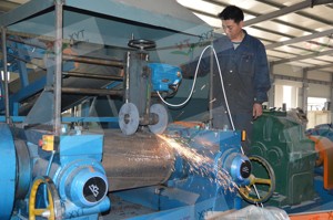 Équipement de rectification de surface à rouleaux Xinyutian <span class=keywords><strong>XM250</strong></span> pour machine de recyclage de pneus usagés, série XKP, entretien d'atelier, certifié CE - Product Image 2