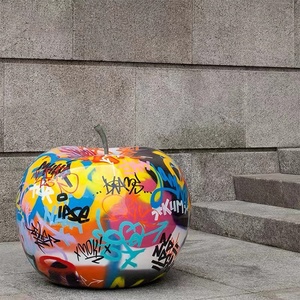 Conception personnalisée énorme fruit pomme banane statue <span class=keywords><strong>graffiti</strong></span> art sculpture pour extérieur doodle art décoration - Product Image 4