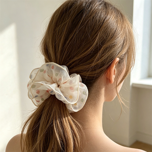 Accessoires capillaires coréens simples pour femmes : Élastique à cheveux en tissu à pois et dentelle pour queue de cheval, idéal pour les fêtes - Product Image 1