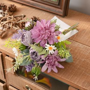Bouquet de fleurs artificielles Fleeting Years, en mélange de plastique, mousse et tissu, résistant aux UV, pour décoration de mariage et de maison - Product Image 1