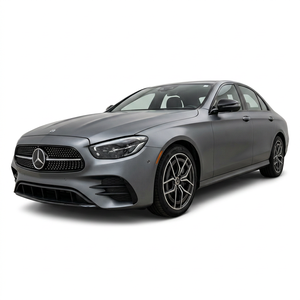 Véhicule d'occasion de luxe 2023 à vendre : Berline AWD, 11 000 miles, moteur turbo 6 cylindres, performances premium, finition mate, intérieur cuir foncé, jantes R18 - Product Image 1