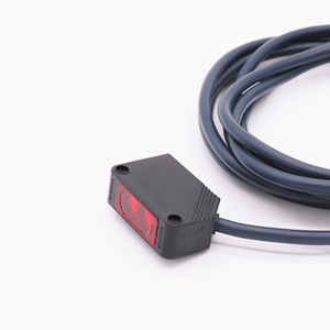 DINGGAN Diffuse reflection Square PNP photoelectric sensor for outdoor Passengers pass detection - Product Image 6