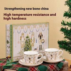 Tazza <span class=keywords><strong>da</strong></span> Caffè in Ceramica Smaltata Creativa ed Ecologica con Design Schiaccianoci, Confezione Regalo per Natale, Artigianato in Porcellana Fatta a Mano - Product Image 3