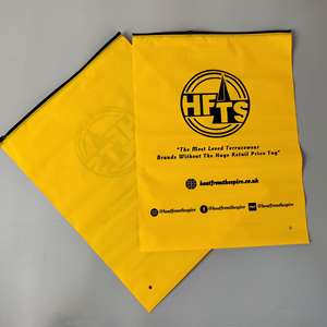 Bolsa de Polietileno Amarilla con Cierre Hermético y Logotipo Impreso, Bolsa de Plástico Personalizada con Cierre de Cremallera para Ropa - Product Image 2