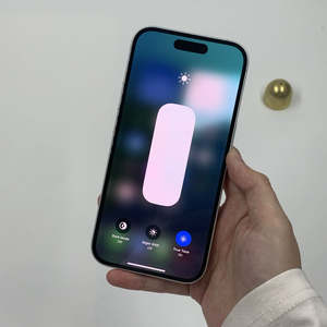 สินค้ามาใหม่ ขายส่ง มือสอง iPhone 16/Plus 8GB+128G 4G LTE สีขาว หน้าจอ 6.1 นิ้ว Super Retina XDR OLED ปลดล็อค US สภาพ 99% ใหม่ 100% - Product Image 2