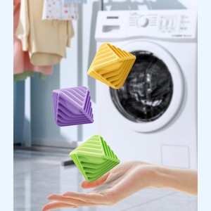 Bolas de Lavandería Reutilizables de TPR Antienredos, Herramienta para Limpiar Ropa en la Lavadora, Eliminador de Pelo de Mascotas - Product Image 1