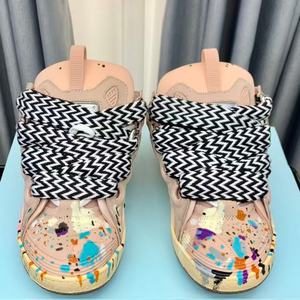 Chaussures de sport respirantes de luxe haut de gamme pour hommes et femmes, chaussures décontractées toutes saisons, chaussures à lacets rehaussantes - Product Image 3