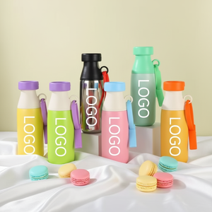 Nouvelle bouteille d'eau isotherme en acier inoxydable de haute qualité, sans BPA, anti-fuite, 520 ml (17 oz), avec couvercle à <span class=keywords><strong>bec</strong></span> <span class=keywords><strong>verseur</strong></span>, paille et poignée en silicone - Product Image 1