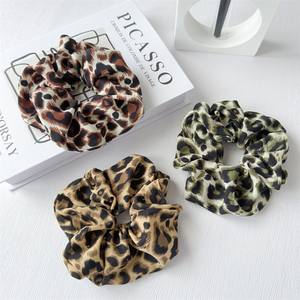 <span class=keywords><strong>Cuello</strong></span> grande con estampado de leopardo vintage francés-scrunchies nueva cuerda de <span class=keywords><strong>pelo</strong></span> de moda de alta calidad Arte grande todos los accesorios para el cabello a juego - Product Image 1