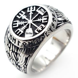 Universel pour hommes et femmes, <span class=keywords><strong>bague</strong></span> en acier inoxydable de style viking. Boussole étoile nordique de qualité rétro punk. - Product Image 2