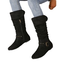 Bottes montantes rétro pour femme à talon plat et bout rond avec fermeture éclair, boucle de ceinture métallique et semelle en caoutchouc thermoplastique durable