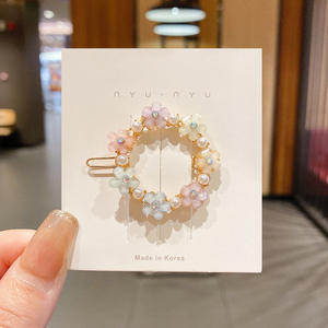 مشابك شعر جديدة بالجملة بتصميم عصري مع زهور ولؤلؤ وكريستال، مشابك جانبية وعلوية، إكسسوارات شعر للفتيات - Product Image 4