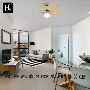 Ventilateur de plafond C075 de 33 pouces avec kit d'éclairage, équipé d'une télécommande, ventilateur à 6 pales en panneau de fibres de moyenne densité - Product Image 6