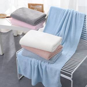 Serviette de bain et de plage rectangulaire en polaire corail à motif ananas, <span class=keywords><strong>s</strong></span>échage rapide, pour adultes, bordure haute densité, grande taille, usage domestique, vente en gros - Product Image 3