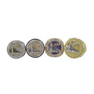 . Ensemble de 4 bagues de championnat des <span class=keywords><strong>Golden</strong></span> State Warriors 2015/2017/2018/2022, n°30 <span class=keywords><strong>Stephen</strong></span> <span class=keywords><strong>Curry</strong></span>, classique, basket-ball, sport - Product Image 4
