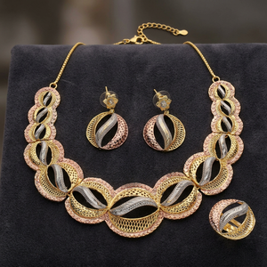 Wholesale 3 Tone Plated Forming Short <b>Necklaces</b> Set, Tri Color Women's Fashion Jewelry, Brass Box Chain Multi-Tone <b>Necklaces</b> Set - Product Image 2