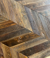 Old Style Wax Oiled Multilayer Reclaimed Elm Timber Wood Flooring Long Plank Flooring for Villa