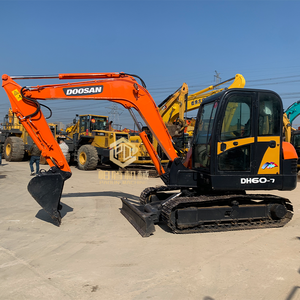 รถขุดขนาดเล็ก Doosan DH60 มือสองจากเกาหลี รถขุด Doosan Dx55 Dx60-7 Dx80 Dx75 มือสองสำหรับขาย - Product Image 1