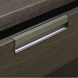 Tirador <span class=keywords><strong>de</strong></span> cajón estirable duradero con manija oculta incrustada <span class=keywords><strong>de</strong></span> <span class=keywords><strong>cuero</strong></span> <span class=keywords><strong>de</strong></span> aleación <span class=keywords><strong>de</strong></span> aluminio suave al tacto <span class=keywords><strong>para</strong></span> puerta <span class=keywords><strong>de</strong></span> armario <span class=keywords><strong>de</strong></span> <span class=keywords><strong>muebles</strong></span> - Product Image 2