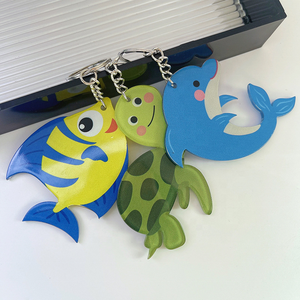 Nuevo y Lindo Llavero Creativo de Acrílico Estilo Marino con Colgante de Llave de Coche, Llavero de Ballena y Tortuga - Product Image 6
