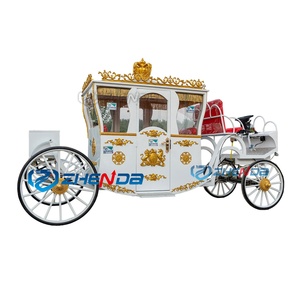 Décoration de Noël en plein air : Chariots de chevaux électriques / Voitures de chevaux / Calèches royales pour touristes - Product Image 2