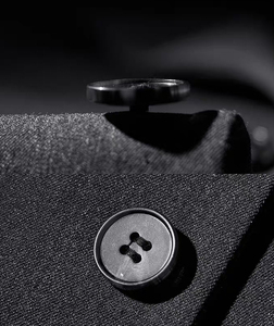 Terno Masculino Personalizado Feito à Mão Nova Moda Leve Clássico Terno de Poliéster Masculino para Viagens de Negócios - Product Image 3