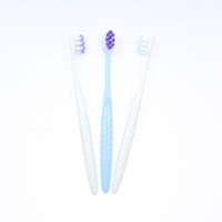 Brosses à dents réutilisables pour adultes à poils ultra doux pour les soins dentaires Brosse à dents ergonomique professionnelle pour un usage domestique