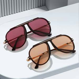 Lunettes de soleil carrées surdimensionnées vintage 2026 avec logo personnalisé, monture large, protection UV400, en métal, style aviateur, pour hommes et femmes - Product Image 3