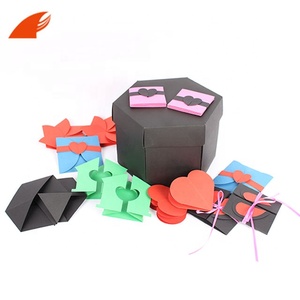<span class=keywords><strong>Surprise</strong></span> Explosion Boîte Cadeau pour Anniversaire Scrapbook <span class=keywords><strong>Album</strong></span> <span class=keywords><strong>Photo</strong></span> BRICOLAGE Anniversaire Noël Cadeaux Saint-Valentin - Product Image 4