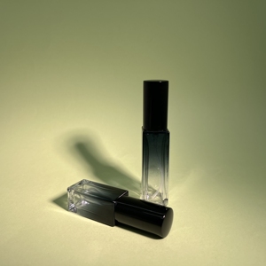 Bán buôn tùy chỉnh màu sắc 3ml 5ml 8ml 10ml thủy tinh nhỏ mẫu chai Nước hoa du lịch đóng gói lại chai xịt - Product Image 4