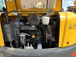 Komatsu PC56-7 d'occasion certifié, 90% neuf, mini-excavatrice de 5 tonnes, poids opérationnel, construction urbaine, moteur Kawasaki, pompe, roulement - Product Image 5