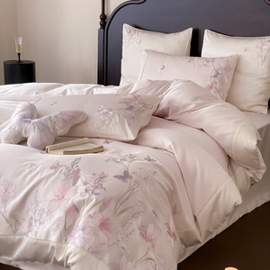 Elegante Set di Biancheria da Letto con Ricamo Floreale e Farfalle, 4 Pezzi, Copripiumino Rosa Setoso, Lenzuola Morbide e Federe per Camera da Letto Principale - Product Image 6