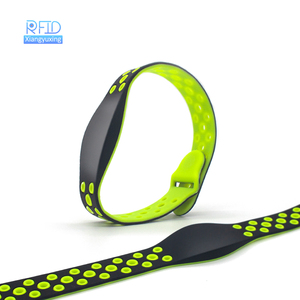 Tái sử dụng có thể điều chỉnh 13.56MHz <span class=keywords><strong>NFC</strong></span> Vòng đeo tay RFID <span class=keywords><strong>Silicone</strong></span> dây đeo cổ tay - Product Image 6